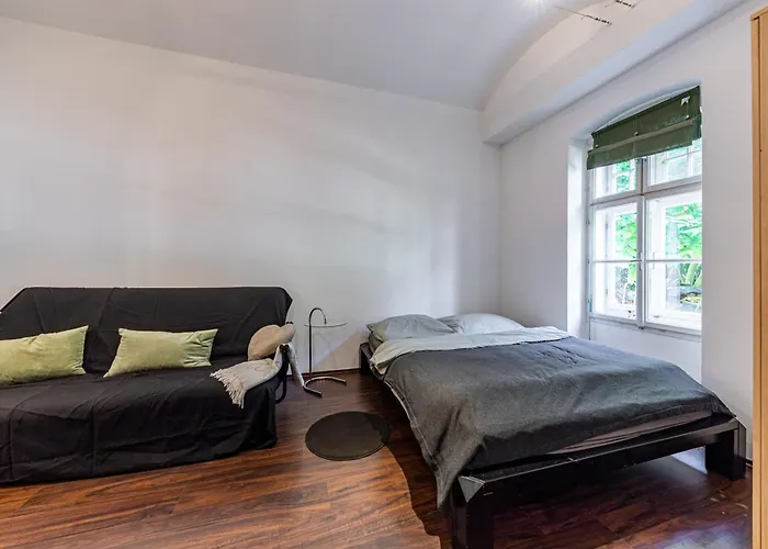 Countryside & Metropolis By Jr Lejlighed *