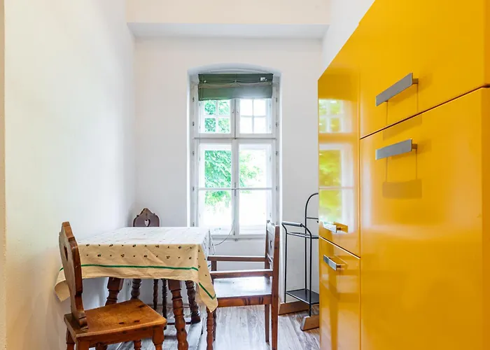 Countryside & Metropolis By Jr * Greifenstein